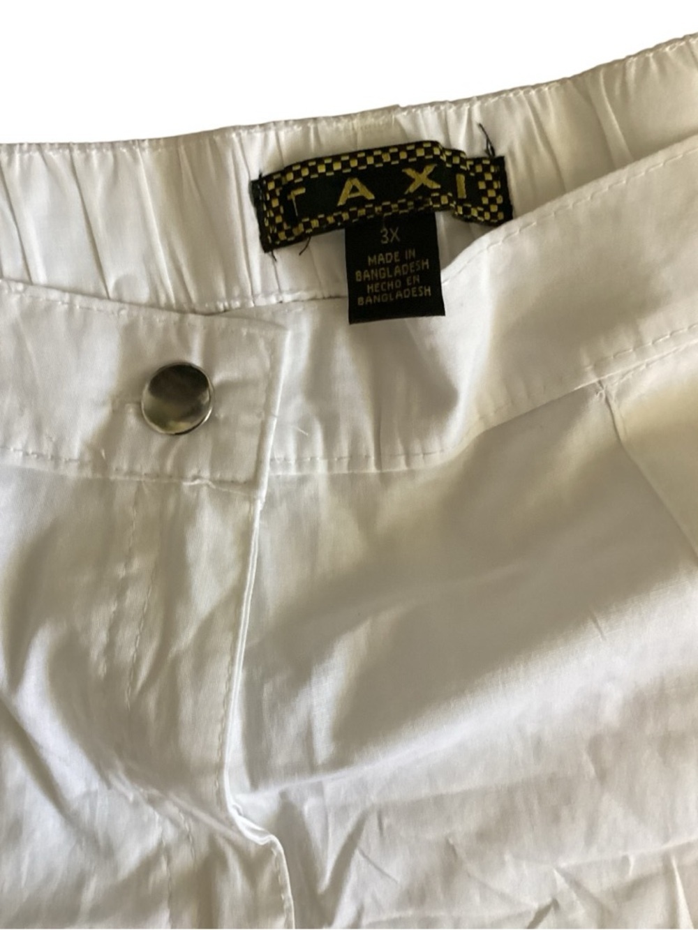 White Cargo Plus Size Shorts for Women - Classic UtilityStyle Stretch 3X - Picture 6 of 6